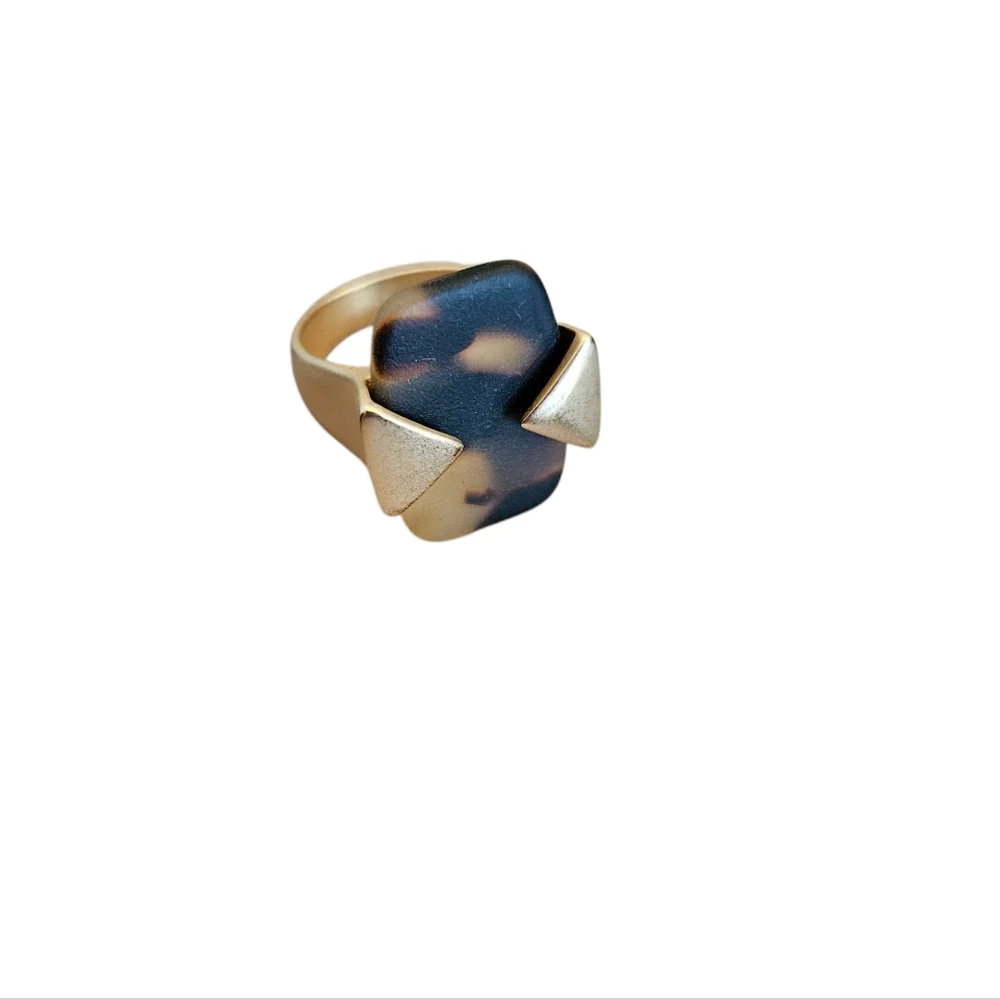 NWT - Gold and Tortiise Shell Geometric Ring - Size 8